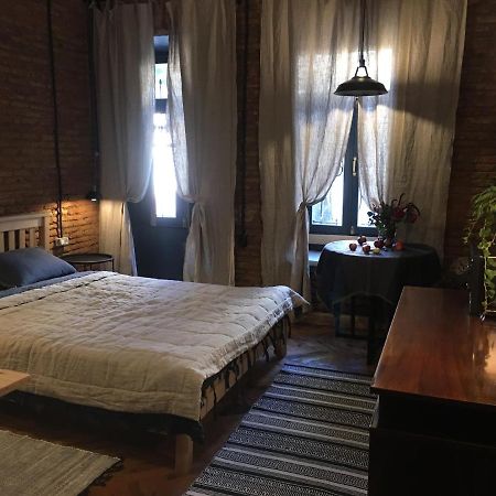 Апартаменти Cozy&Stylish Loft Тбілісі Екстер'єр фото