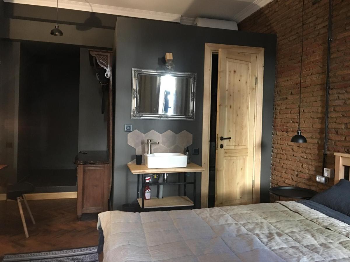 Апартаменти Cozy&Stylish Loft Тбілісі Екстер'єр фото