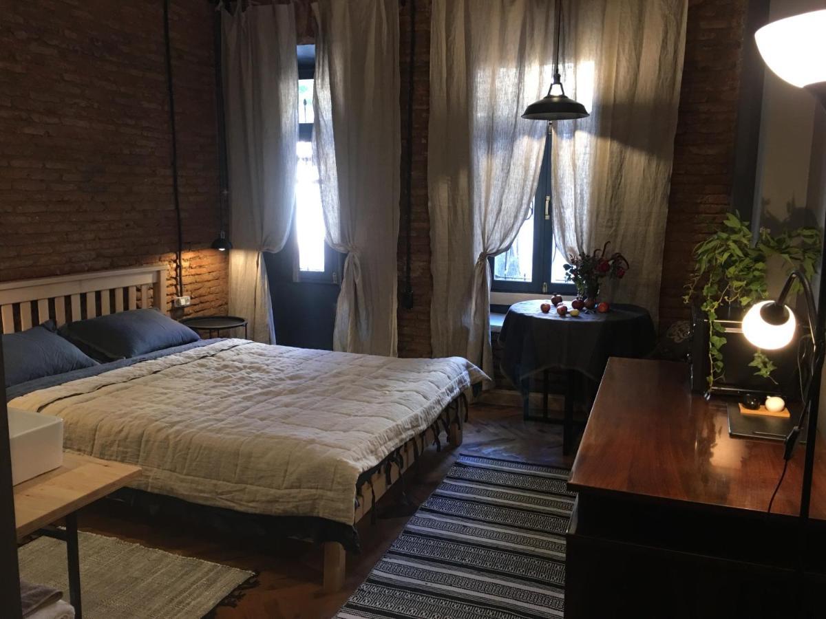 Апартаменти Cozy&Stylish Loft Тбілісі Екстер'єр фото